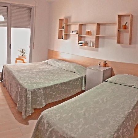 Arianiti Guesthouse Влёра Экстерьер фото