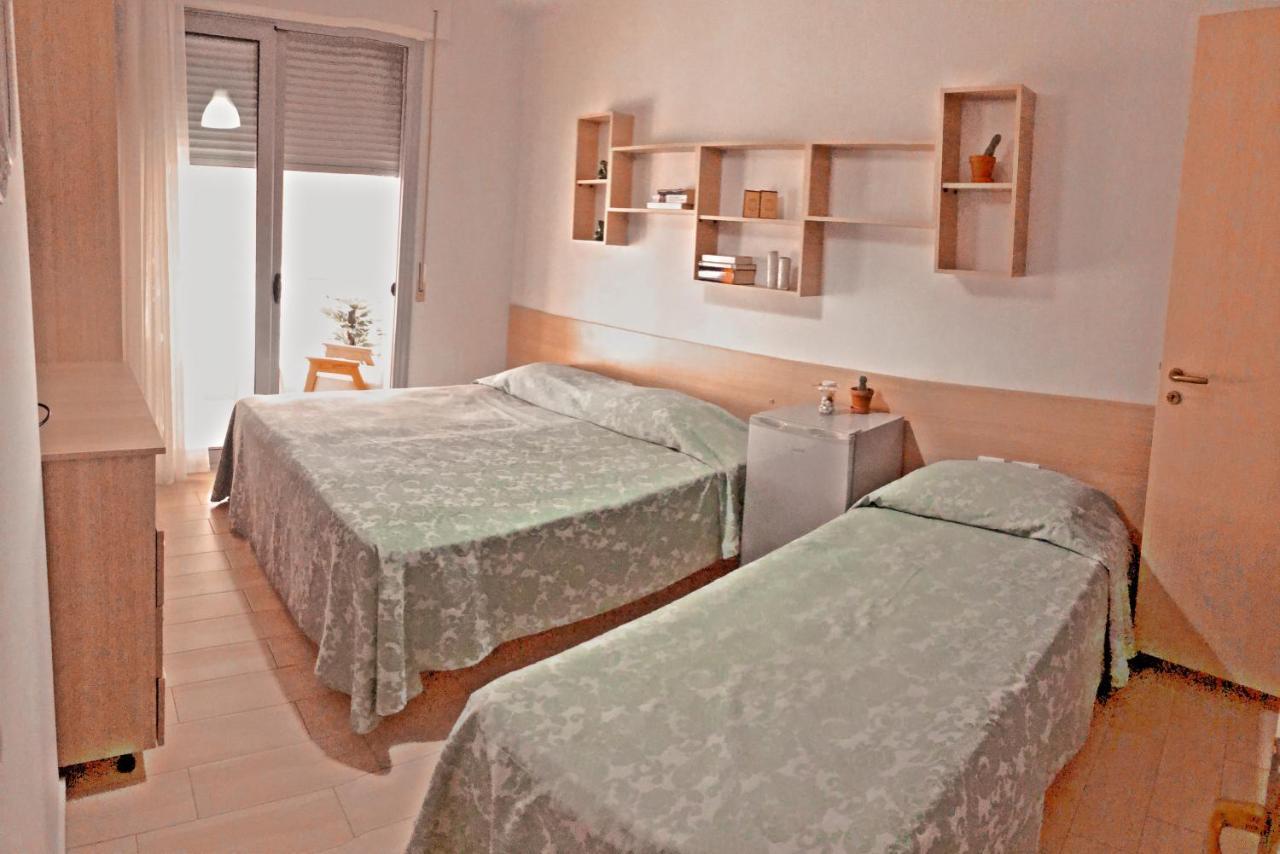 Arianiti Guesthouse Влёра Экстерьер фото